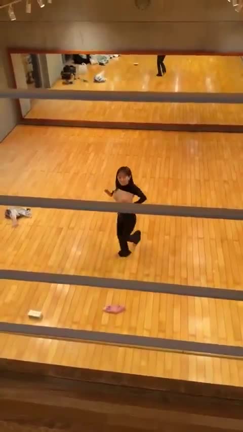 video_2026-10-01_18-40-31.mp4