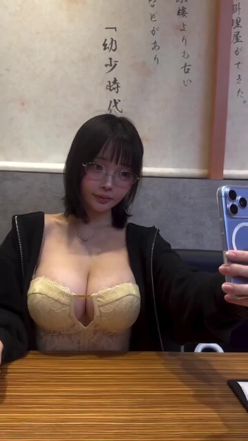 b.mp4
